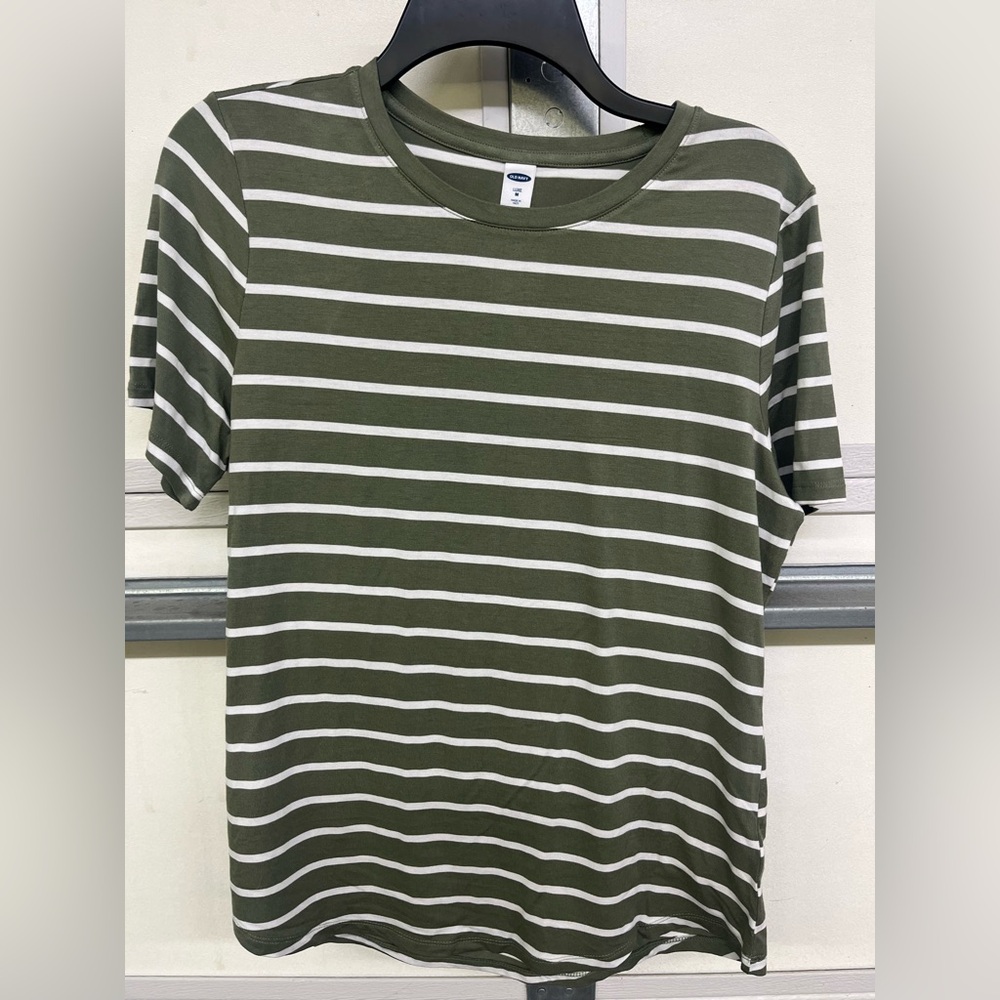 Women’s Old Navy Short Sleeve Shirt